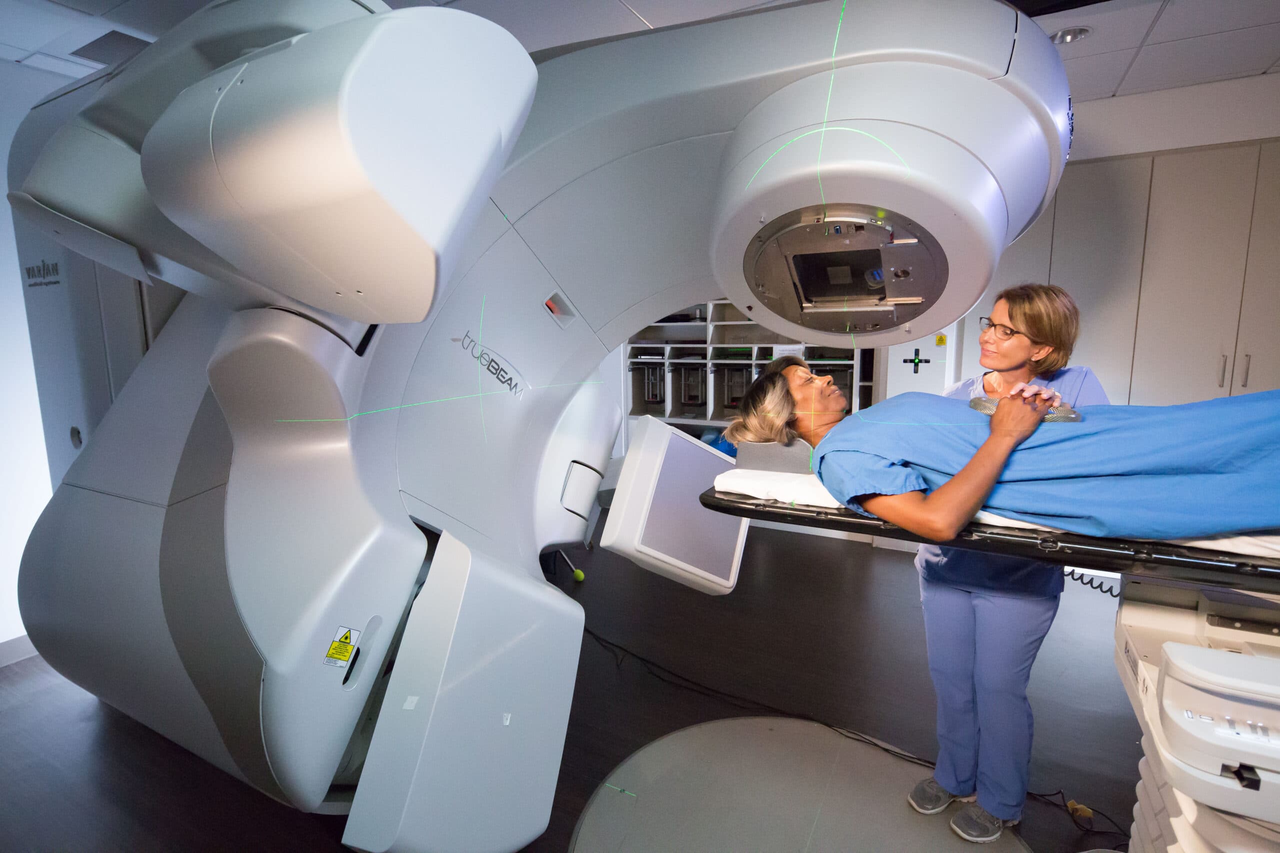 Radioonkologija covek na CT skeneru